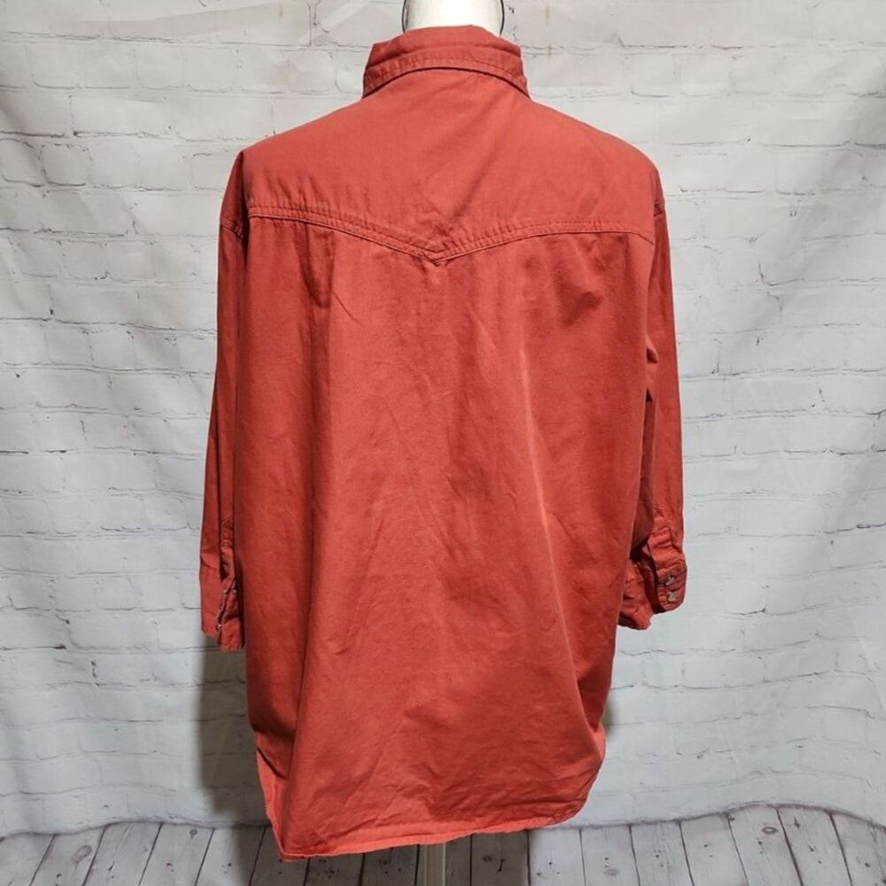 Winnie the Pooh and Tigger snap front shirt - Picture 4 of 8